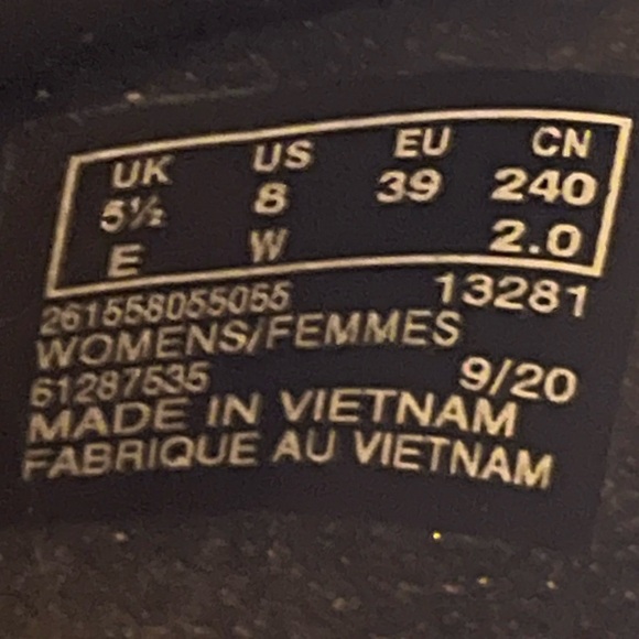 NEW CLARKS Mazy Seabury Black Leather/Stretch Fabric Sz 8 W Slip On Shoe - Picture 8 of 8